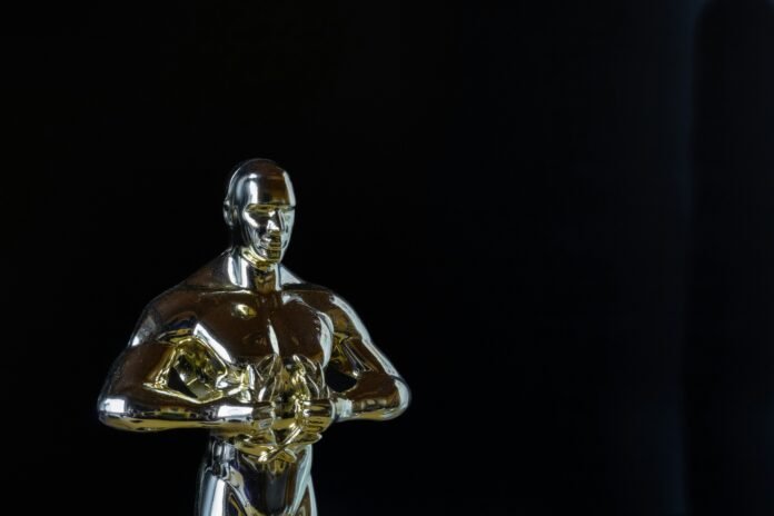 Oscar 2025: Anúncio dos indicados será feito na próxima quinta-feira cultura oscar premio estatueta cultura