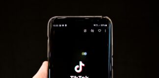 União Europeia acusa TikTok de falhar na proteção de crianças contra riscos online