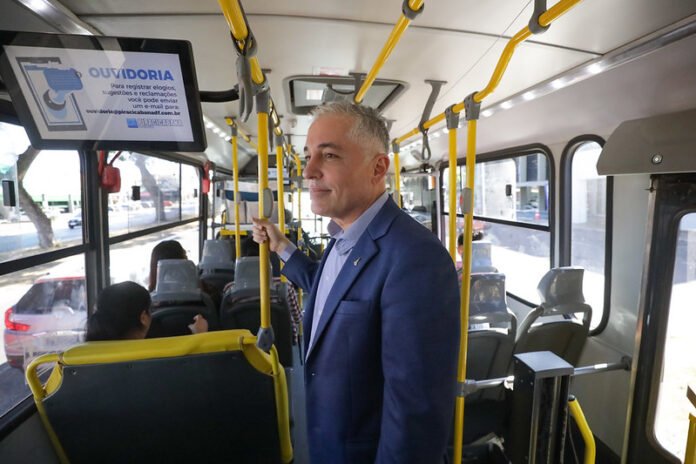 DF avança na mobilidade sustentável com novos ônibus e planejamento estratégico no C-MOVE Brasília