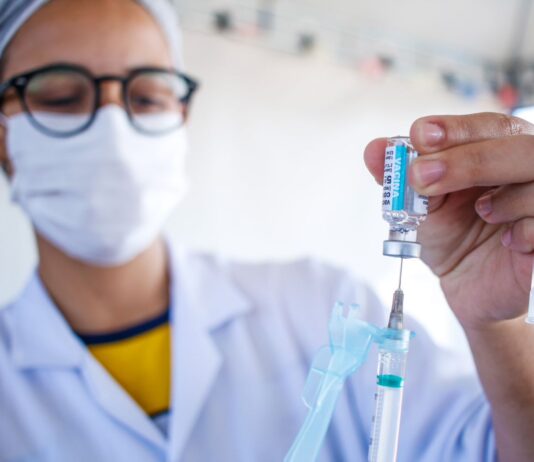 Campanha de multivacinação começa nesta segunda (3) em todo o DF
