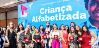 DF conquista categoria ouro no Selo Compromisso com a Alfabetização