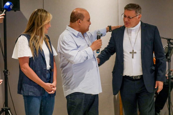 Governador se reúne com párocos da Arquidiocese de Brasília