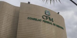 Entidades médicas criticam veto do CFM a terapia hormonal para adolescentes trans