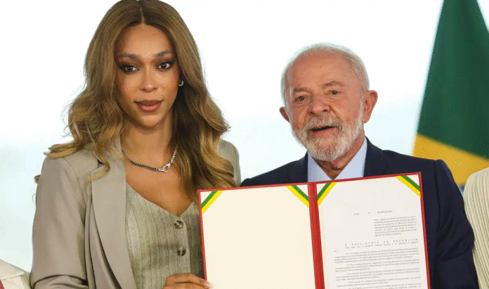 Lula repudia ação dos EUA contra Erika Hilton e diz que defender identidade de gênero é defender a soberania nacional politica