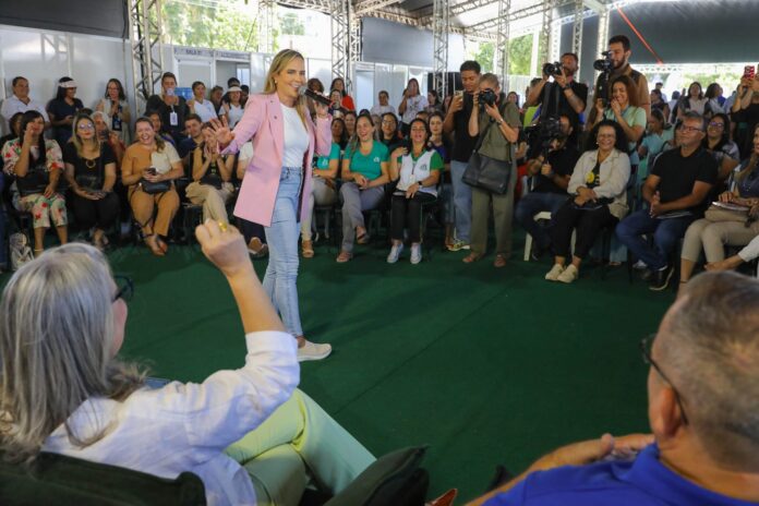 Diretores de escolas de Samambaia recebem orientações sobre enfrentamento à violência doméstica brasilia