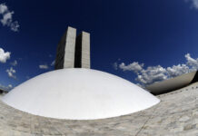 Congresso vai analisar veto de Lula a projeto que reduz penas por atos antidemocráticos