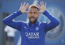 Vídeo: Emocionado, Neymar celebra retorno à Copa