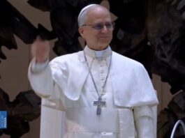 Papa envia R$ 595 mil à Colômbia