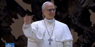 Papa envia R$ 595 mil à Colômbia