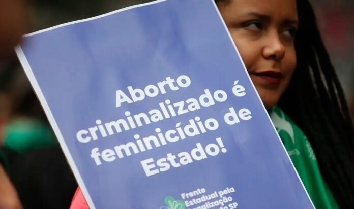 Gravidez infantil no Brasil: 14 mil meninas deram à luz em 2023 saude
