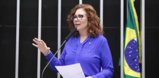 Justiça de São Paulo arquiva processo por difamação envolvendo Carla Zambelli
