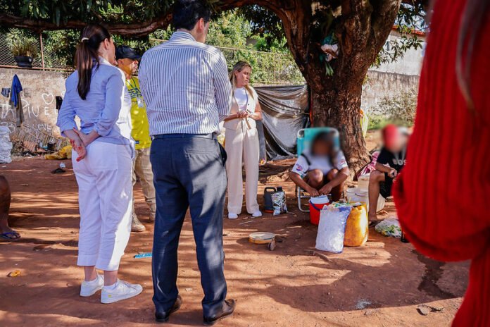 Acolhe DF: programa vai ampliar busca ativa e ofertar tratamento a pessoas em situação de rua dependentes químicas brasilia