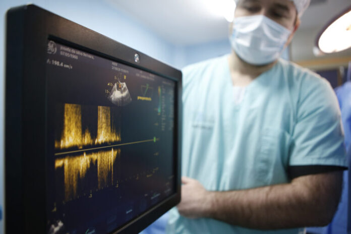 Novas vagas no IgesDF: inscrições abertas para médicos e técnicos de enfermagem brasilia
