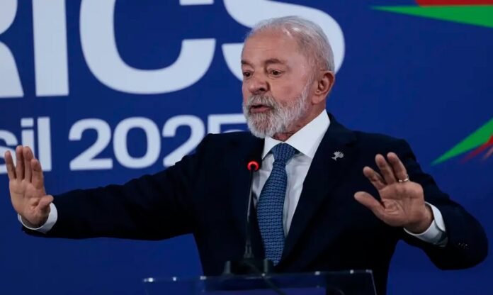 Lula defende independência comercial do Brics e critica tarifa de Trump sobre produtos brasileiros politica