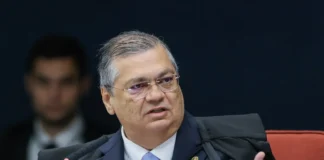 Dino manda PF investigar R$ 694 milhões em “emendas Pix” sem plano de trabalho