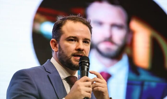 Governo propõe corte linear de 10% em benefícios fiscais para equilibrar Orçamento de 2026 economia