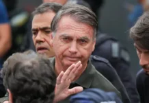 Bolsonaro apresenta melhora, mas segue internado em Brasília