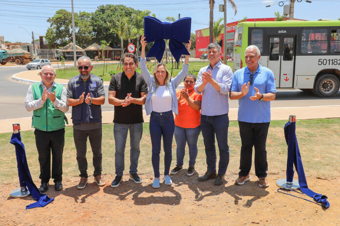 Celina Leão entrega pavimentação de 12 km de avenida no Sol Nascente brasilia