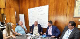 GDF e Caixa Econômica Federal tratam do andamento de obras no Distrito Federal