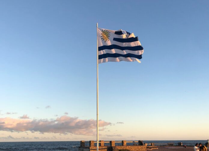 Uruguai aprova lei que legaliza a eutanásia e se torna pioneiro na América Latina mundo