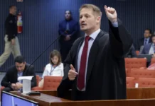 STF retoma julgamento de militares acusados de integrar núcleo golpista ligado a Bolsonaro