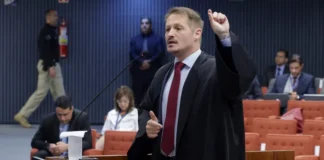 STF retoma julgamento de militares acusados de integrar núcleo golpista ligado a Bolsonaro