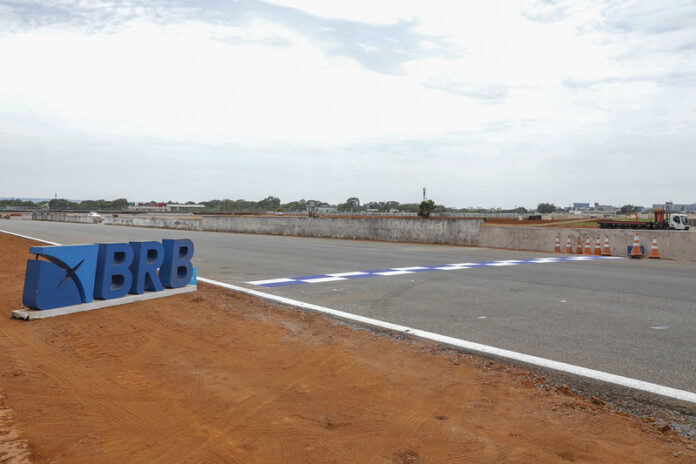 Pilotos de diferentes gerações revelam expectativa em torno da reabertura do Autódromo de Brasília