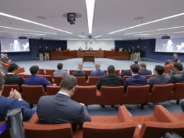 Moraes vota por condenar nove réus do “núcleo 3” da trama golpista e absolve general acusado de incentivar ruptura