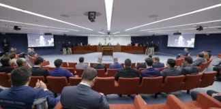 Moraes vota por condenar nove réus do “núcleo 3” da trama golpista e absolve general acusado de incentivar ruptura