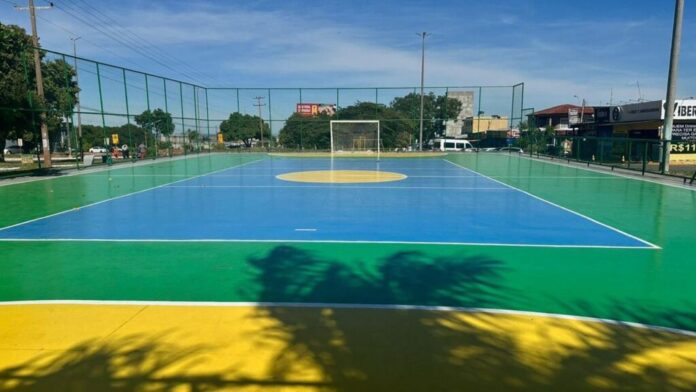 Ceilândia: Quadra de esporte é totalmente revitalizada