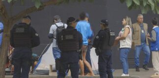 GDF intensifica ações de acolhimento e retira nove caminhões de entulho no Plano Piloto e em Ceilândia