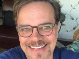 Diogo Vilela compartilha histórias e reconhece o Sesc como pilar do teatro nacional