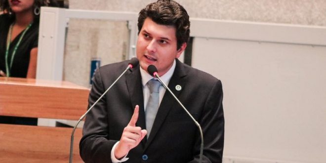 Pedrosa propõe isenção de IPVA para motoboys e motoristas de app