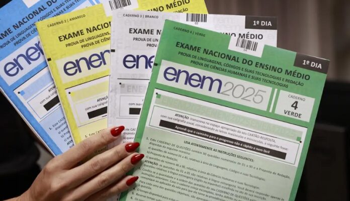 Inep divulga gabaritos do Enem 2025 após suspeita de vazamento; três questões foram anuladas enem mundo prova
