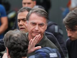 Bolsonaro enfrenta audiência de custódia após prisão preventiva determinada por moraes