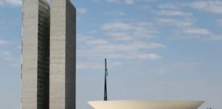 Ruralistas propõem incluir movimentos de ocupação de terra em projeto Antifacção