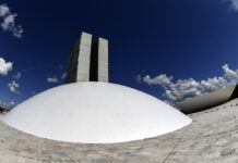 Câmara aprova redução de penas para condenados do 8 de Janeiro