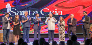 Governador Ibaneis Rocha reforça apoio a organizações religiosas durante agendas em Taguatinga