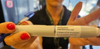 Vigilância Sanitária apreende canetas emagrecedoras na Feira dos Importados