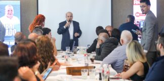 Governador destaca transformação na infraestrutura de Vicente Pires em almoço com empresários