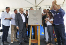 Ibaneis Rocha inaugura reforma da Praça dos Estados, na Candangolândia