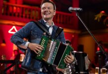 Michel Teló faz show gratuito no Nosso Natal 2025 nesta sexta-feira (19)