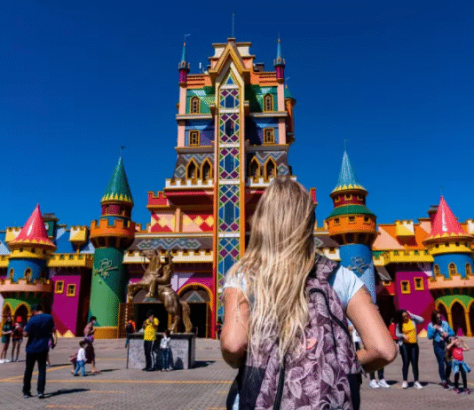 Sesc-DF lança pacote turístico para Florianópolis para janeiro de 2026