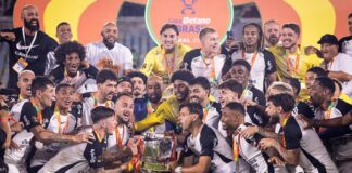 Corinthians vence o Vasco no Maracanã e conquista o tetracampeonato da Copa do Brasil