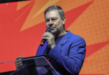 José Aparecido destaca papel das famílias em formatura de 1.436 alunos do Senac-DF