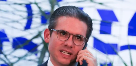 Câmara envia à CCJ PEC que propõe fim da escala 6×1