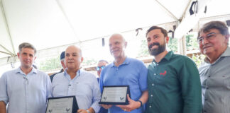 Governo do Distrito Federal é homenageado por avanços no agronegócio e empórios rurais