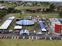 Caravana Social da Fecomércio-DF leva cidadania e serviços a mais de 2 mil pessoas no Recanto das Emas