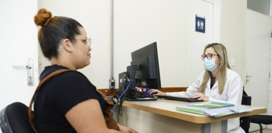 Rede pública de saúde oferece assistência especializada e acompanhamento integral para mulheres no DF