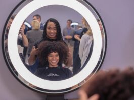 Senac-DF promove campanha Março Delas com descontos, promoções e transformação de histórias no Salão-Escola